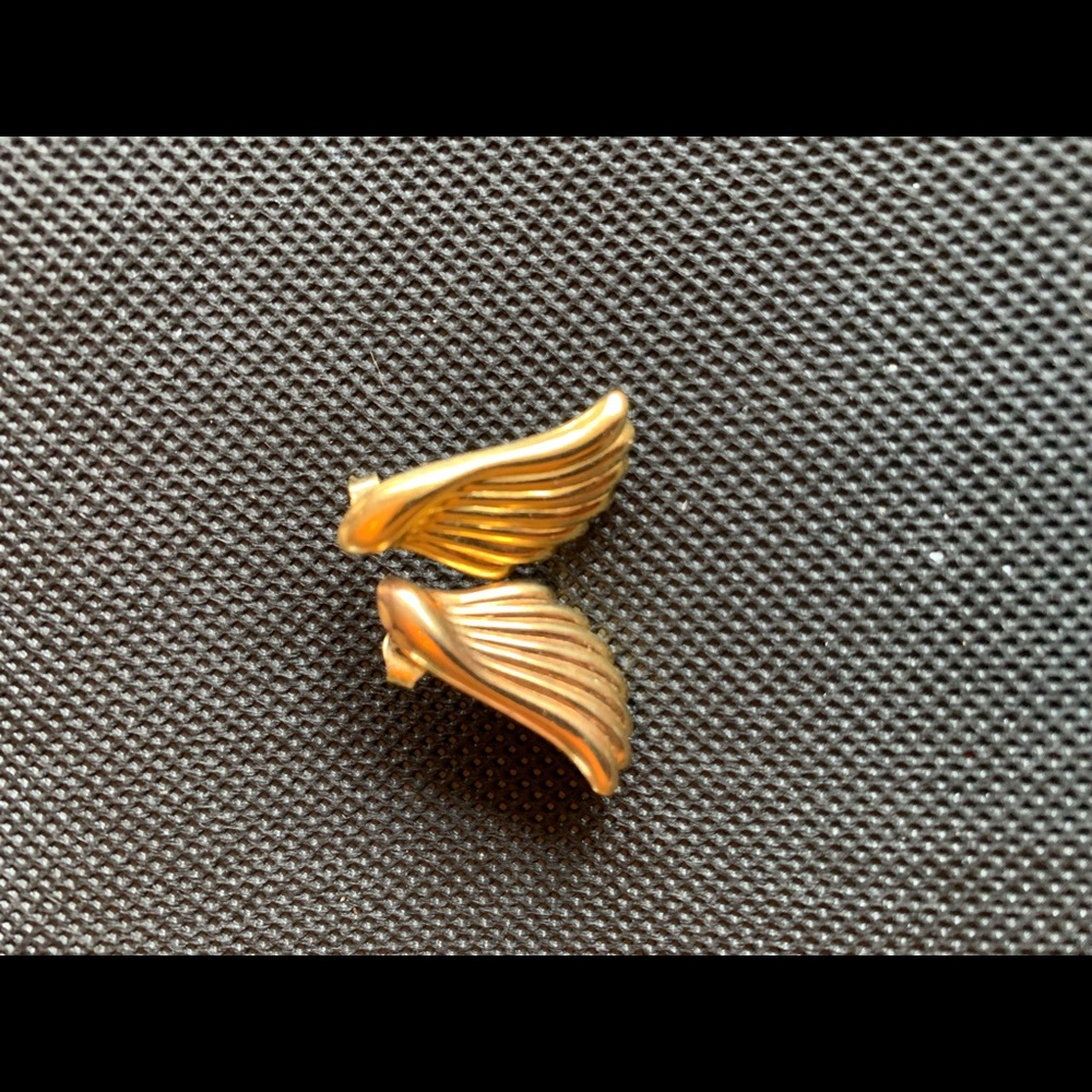 Costume earrings